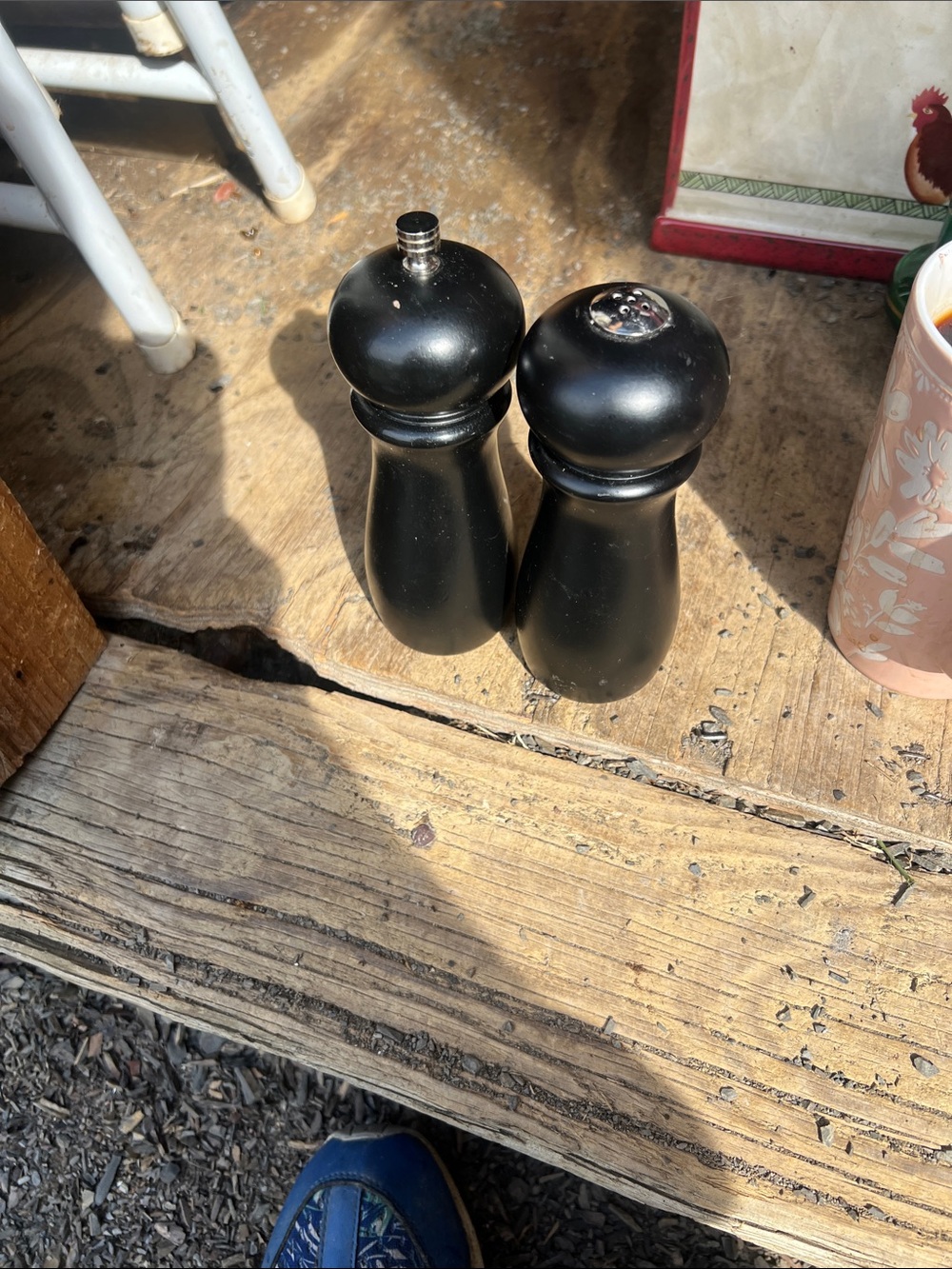 Black Salt and Pepper Shakers - Classic Kitchen Dining Set